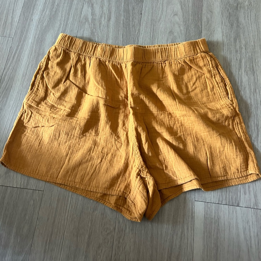 Universal Thread High Waist Mustard Shorts